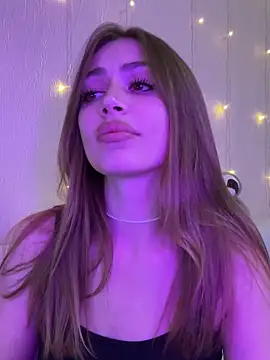 Elizabeth Tay online show from November 26, 5:57 pm