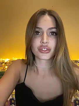 Snapshot of Elizabeth_Tay chatting on September 25, 5:30 pm Elizabeth Tay online show from September 25, 5:30 pm