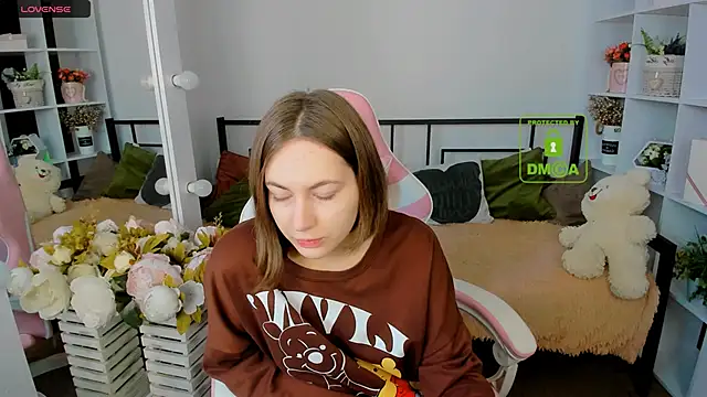 Elma Lily online show from December 17, 7:24 am