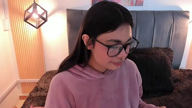 Snapshot of Evaa_rosee_ chatting on October 10, 11:55 am Evaa rosee online show from October 10, 11:55 am