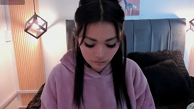 Snapshot of Evaa_rosee_ chatting on September 29, 11:49 am Evaa rosee online show from September 29, 11:49 am