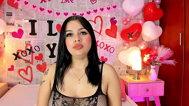 Linda Fosterr online show from February 16, 7:56 pm