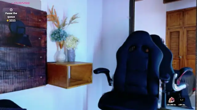 JhosuaVega online show from February 15, 11:03 pm