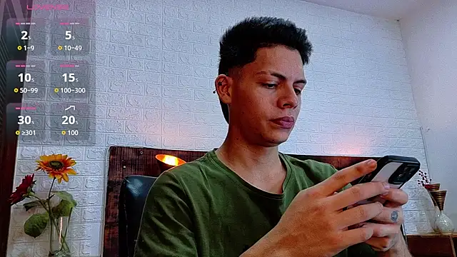 JhosuaVega online show from November 14, 10:02 pm