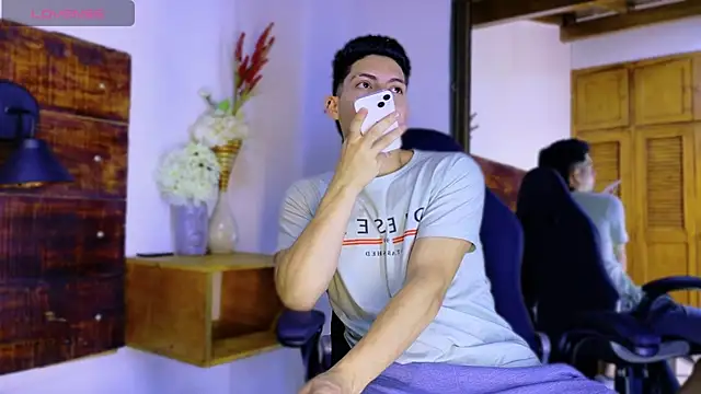 JhosuaVega online show from April 11, 2:08 am