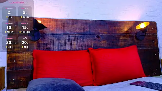 JhosuaVega online show from December 14, 10:04 pm