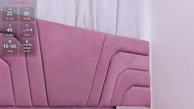 miajhonsonx online show from January 11, 2:24 pm