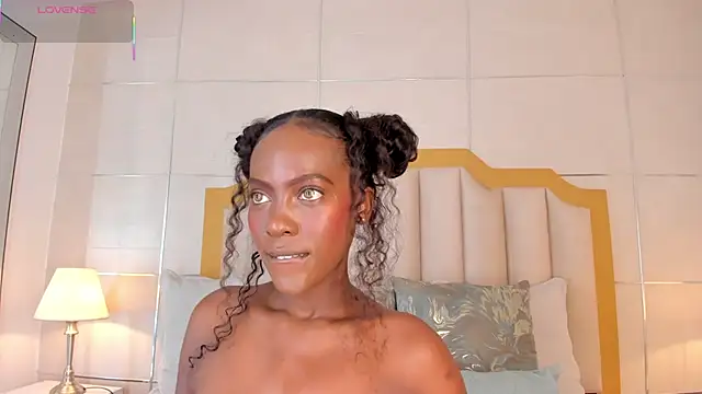 DakotaWangi online show from November 2, 3:33 am