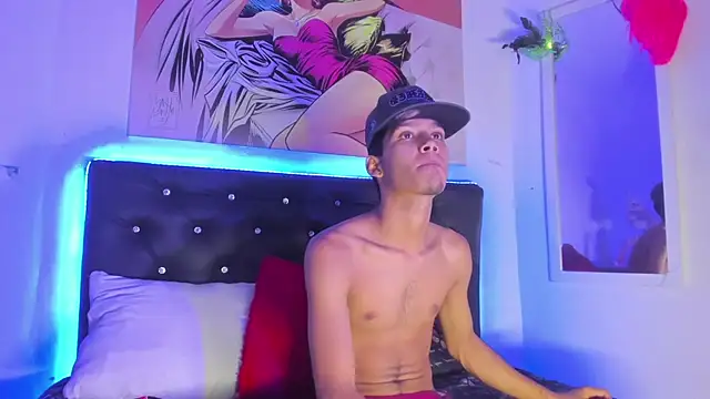 Snapshot of xxKamadevaxx chatting on September 28, 7:21 pm xxKamadevaxx online show from September 28, 7:21 pm