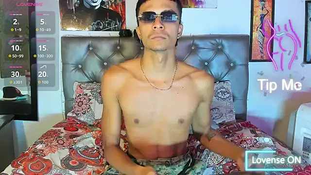 xxKamadevaxx online show from April 10, 12:56 pm