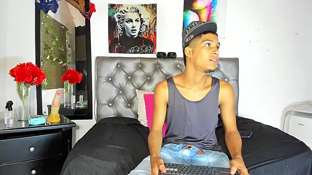 Snapshot of xxKamadevaxx chatting on November 8, 7:39 pm xxKamadevaxx online show from November 8, 7:39 pm