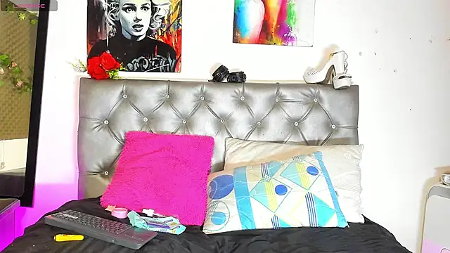 xxKamadevaxx online show from January 7, 12:59 am