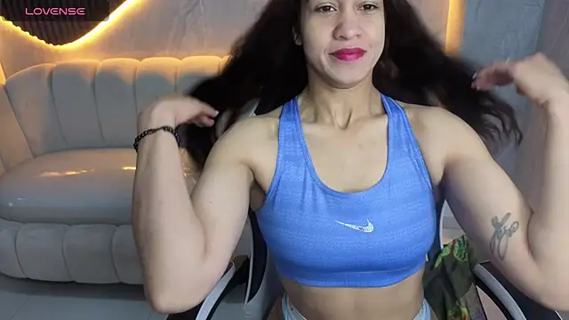 Maia Tx online show from October 17, 1:02 pm