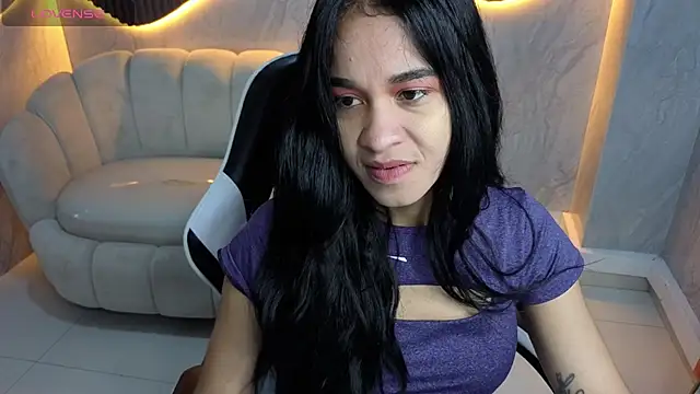 Maia Tx online show from October 27, 1:01 pm