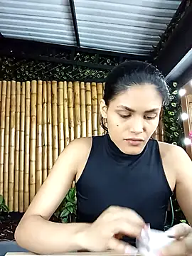 Isa Rouse   online show from November 21, 1:48 am