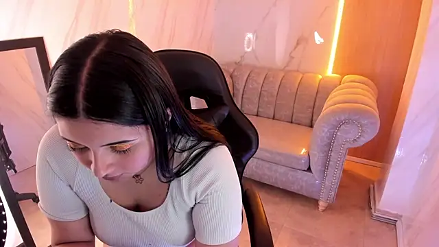 mia hot tf online show from October 4, 8:54 pm