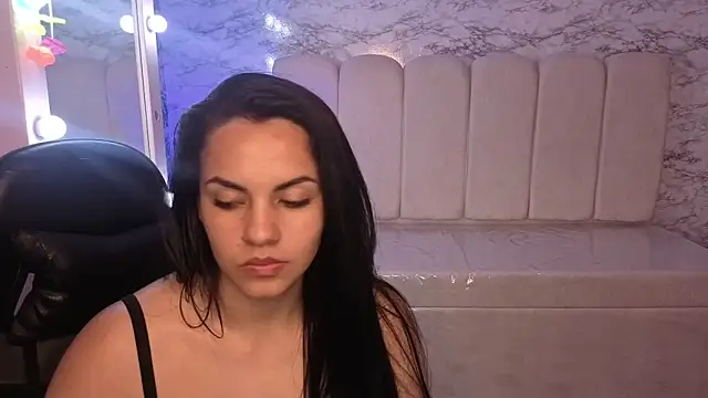 Mialover v online show from October 1, 1:11 am