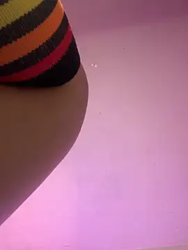 Snapshot of Emma__Fox_ chatting on October 31, 3:41 pm Emma Fox online show from October 31, 3:41 pm