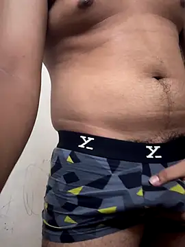 Snapshot of engineerboy14 chatting on October 6, 6:52 pm engineerboy14 online show from October 6, 6:52 pm