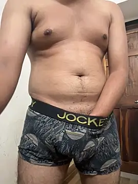 Snapshot of engineerboy14 chatting on November 9, 6:45 pm engineerboy14 online show from November 9, 6:45 pm