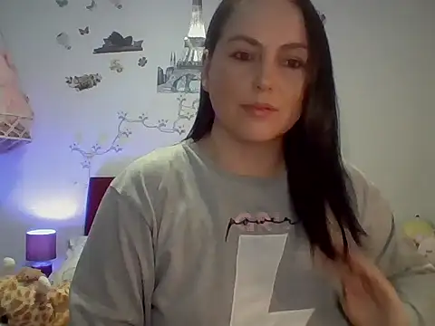 Snapshot of Venusina_07 chatting on November 16, 6:07 am Venusina 07 online show from November 16, 6:07 am