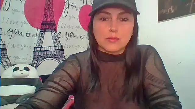 Snapshot of Venusina_07 chatting on February 18, 1:58 am Venusina 07 online show from February 18, 1:58 am