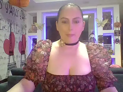 Snapshot of Venusina_07 chatting on October 18, 6:59 am Venusina 07 online show from October 18, 6:59 am