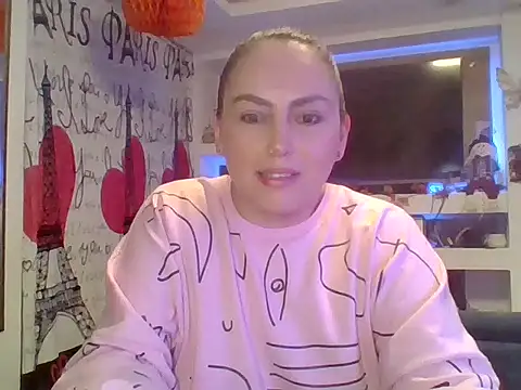 Snapshot of Venusina_07 chatting on October 25, 7:51 am Venusina 07 online show from October 25, 7:51 am