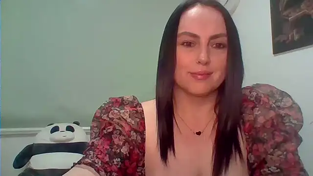Snapshot of Venusina_07 chatting on March 3, 12:39 am Venusina 07 online show from March 3, 12:39 am