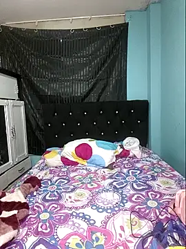 April Becker online show from April 9, 3:30 am