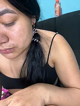 April Becker online show from May 2, 3:23 am