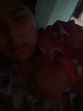 Snapshot of April_Becker chatting on June 7, 9:31 pm April Becker online show from June 7, 9:31 pm