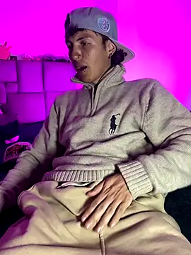 NaytonFreeman online show from November 4, 10:41 am