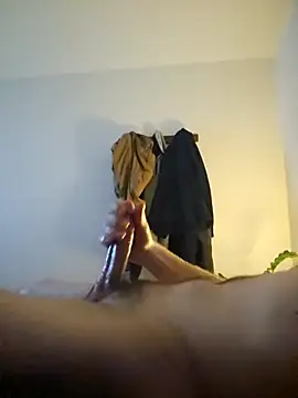 Snapshot of MrWest1887 chatting on December 3, 11:04 pm MrWest1887 online show from December 3, 11:04 pm