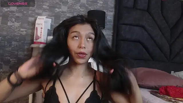 Snapshot of Keila_Fg chatting on February 25, 3:40 am Keila Fg online show from February 25, 3:40 am