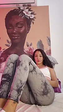 Snapshot of Lhia_ chatting on November 8, 6:22 pm Lhia online show from November 8, 6:22 pm