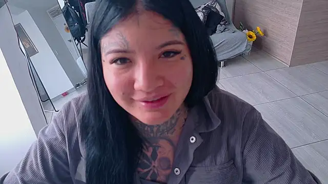 Snapshot of Unatatuada chatting on October 11, 12:39 pm Unatatuada online show from October 11, 12:39 pm