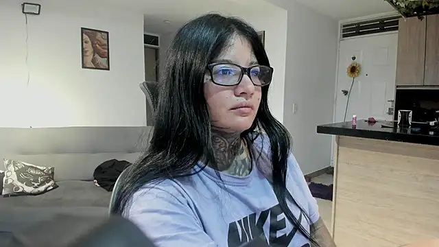 Unatatuada online show from April 9, 10:54 am