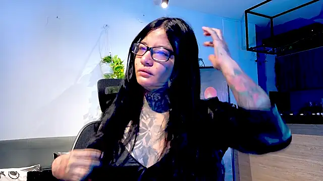 Unatatuada online show from December 22, 9:53 am