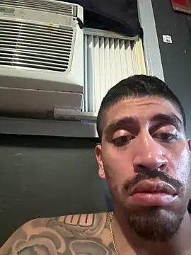 busnfatnutsLildee online show from April 9, 2:46 am