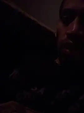 Snapshot of busnfatnutsLildee chatting on February 7, 11:18 am busnfatnutsLildee online show from February 7, 11:18 am