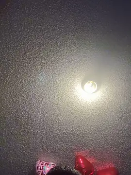 Snapshot of busnfatnutsLildee chatting on February 15, 1:21 pm busnfatnutsLildee online show from February 15, 1:21 pm