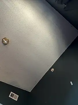 Snapshot of busnfatnutsLildee chatting on November 7, 7:51 pm busnfatnutsLildee online show from November 7, 7:51 pm