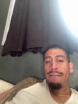 busnfatnutsLildee online show from March 8, 5:05 pm