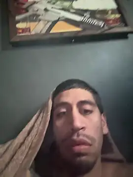 Snapshot of busnfatnutsLildee chatting on January 17, 4:21 pm busnfatnutsLildee online show from January 17, 4:21 pm