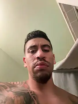 busnfatnutsLildee online show from May 18, 2:55 am