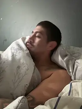 Snapshot of busnfatnutsLildee chatting on November 6, 1:48 pm busnfatnutsLildee online show from November 6, 1:48 pm