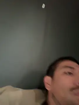 Snapshot of busnfatnutsLildee chatting on November 11, 4:24 pm busnfatnutsLildee online show from November 11, 4:24 pm