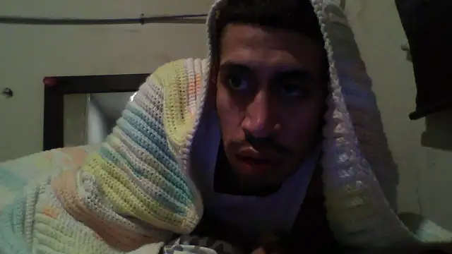 Snapshot of busnfatnutsLildee chatting on February 1, 6:55 am busnfatnutsLildee online show from February 1, 6:55 am