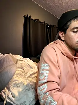 Snapshot of busnfatnutsLildee chatting on November 18, 6:50 am busnfatnutsLildee online show from November 18, 6:50 am